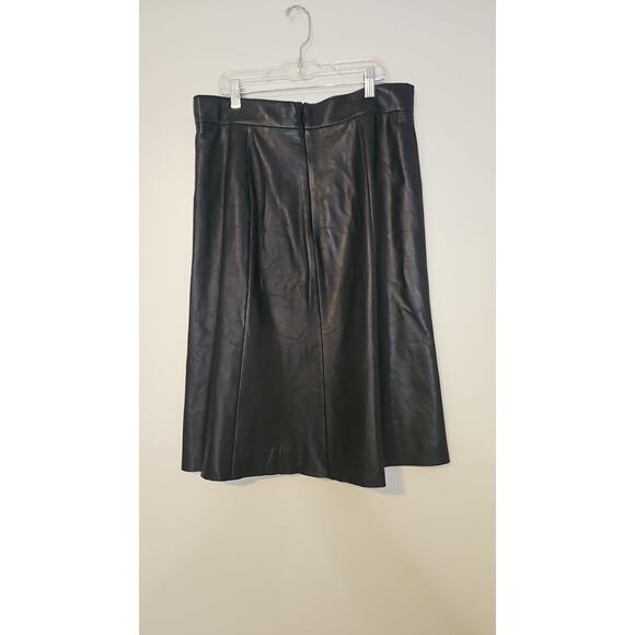 Nordstrom Signature Black Genuine Leather A-Line Knee-Length Skirt Size 12 - Picture 3 of 6